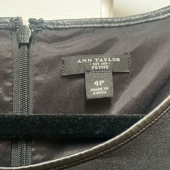 Ann Taylor black dress - Picture 4 of 11